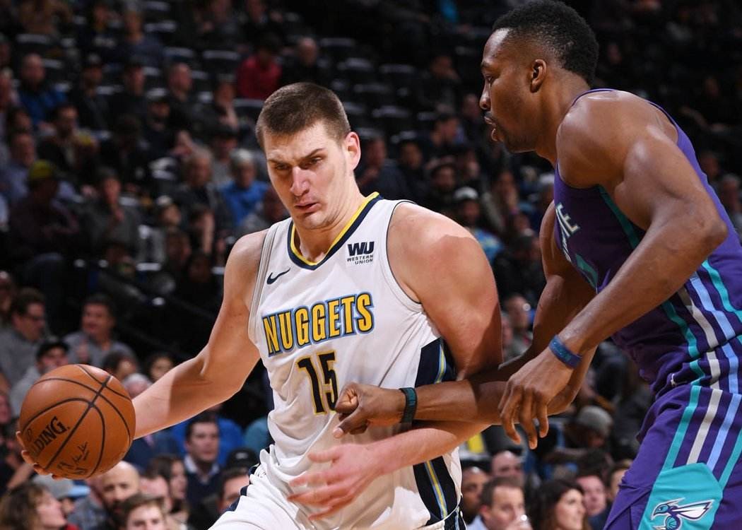 一旦他缺席 一旦他缺席