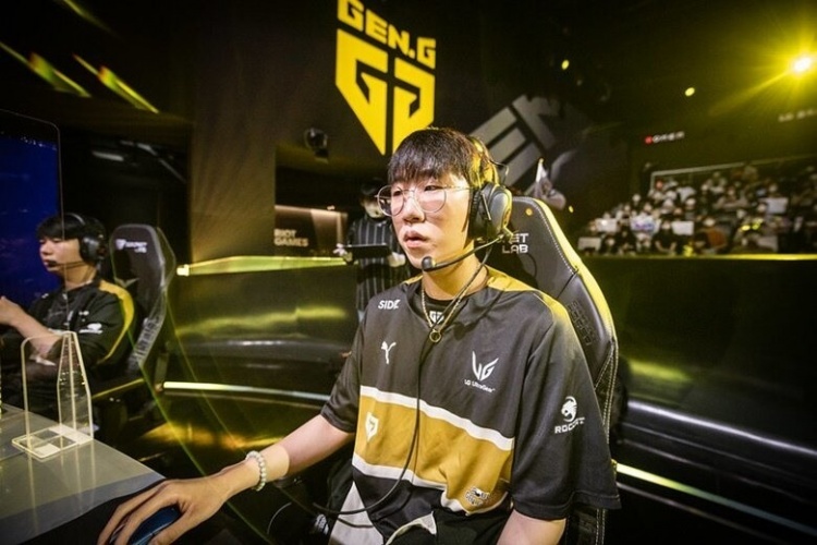 队友的套路 队友的套路