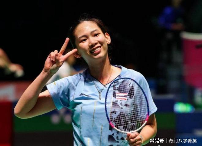 国际赛事中 国际赛事中